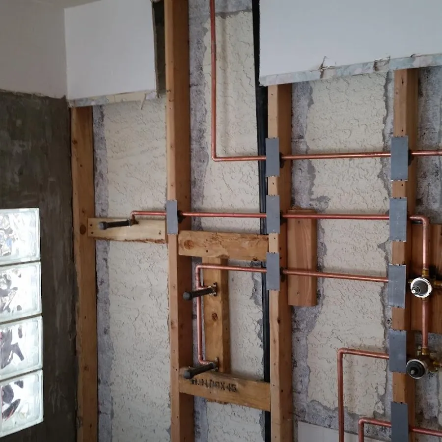 Copper pipe installation for Emergency Plumber in Gonzales